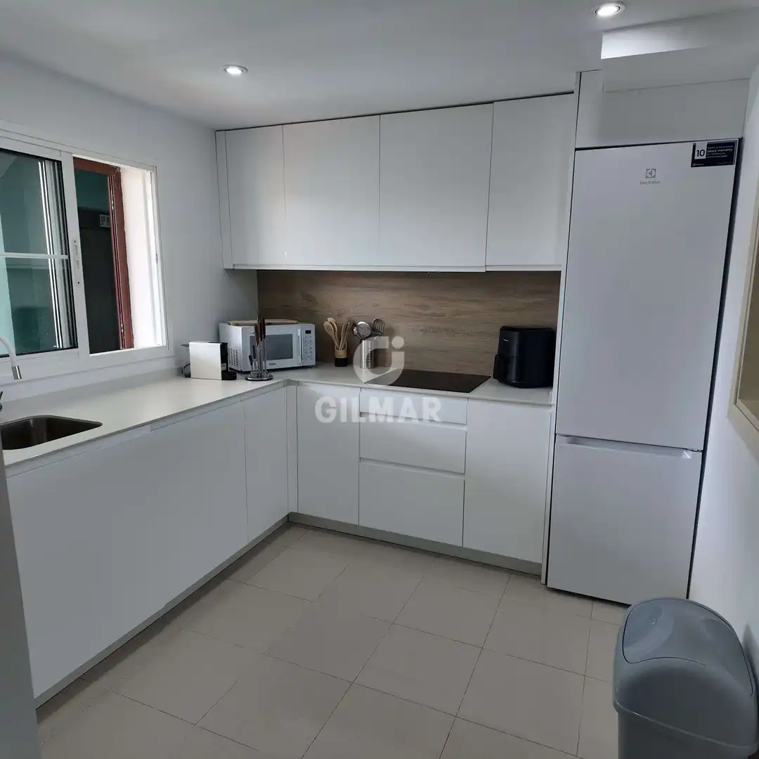 Cocina de Dúplex en venta en Sotogrande con Calefacción, Trastero y Piscina