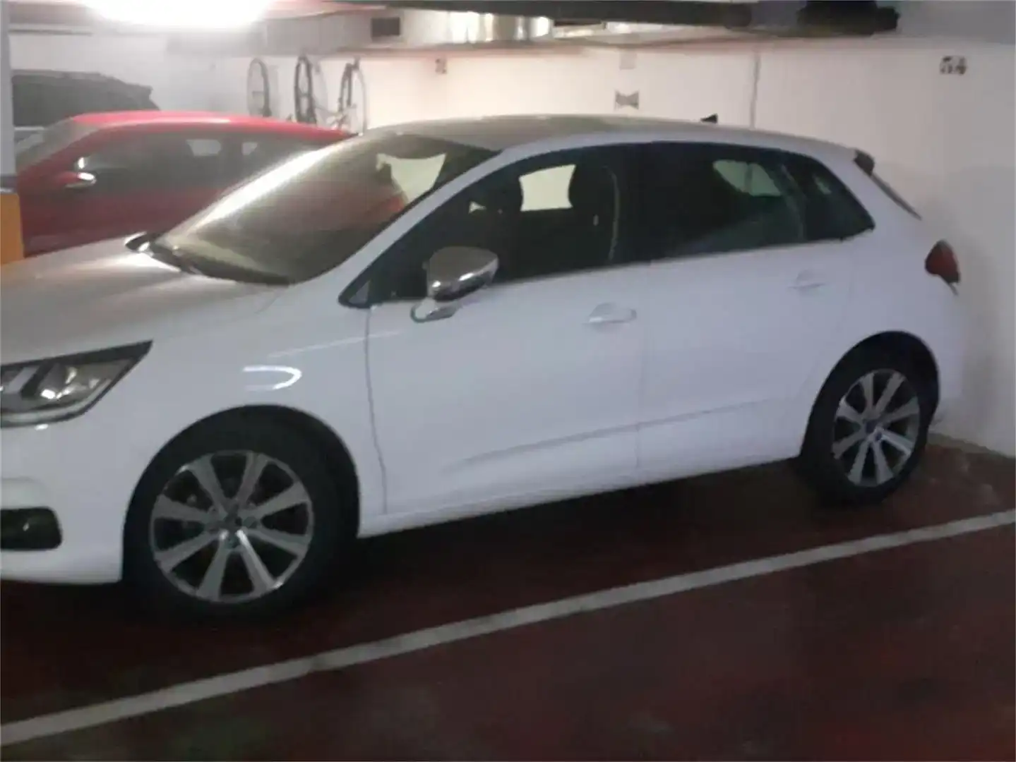 Aparcament de Garatge en venda en Sevilla