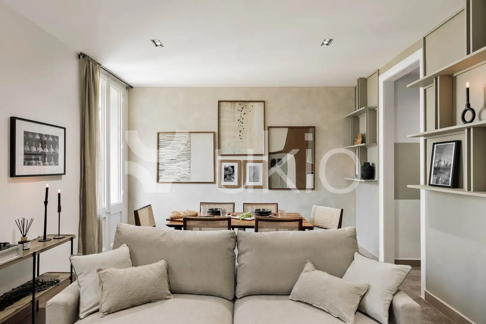 Sala de estar de Apartamento de alquiler en Barcelona con Aire acondicionado, Calefacción y Amueblado