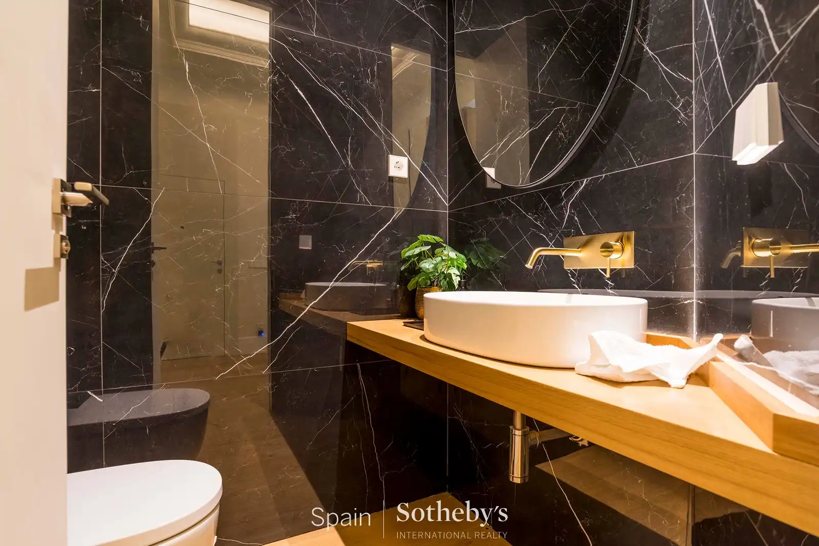 Baño de Apartamento en venta en Madrid con Aire acondicionado, Calefacción y Terraza