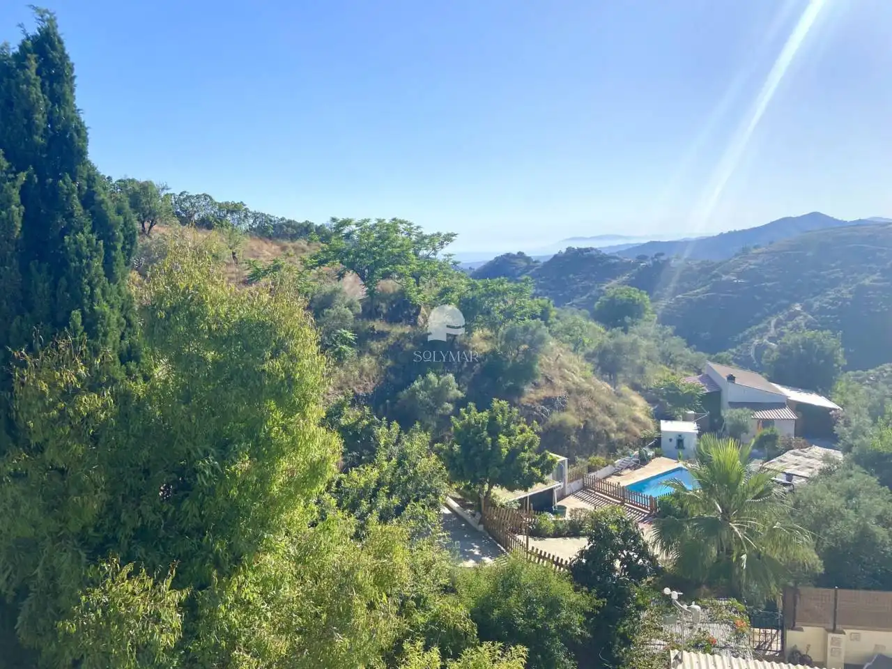 Vista exterior de Finca rústica de lloguer en Árchez amb Aire condicionat i Piscina