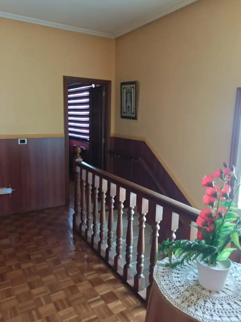 Casa o chalet en venta en San Cibrao das Viñas con Jardín privado, Terraza y Amueblado