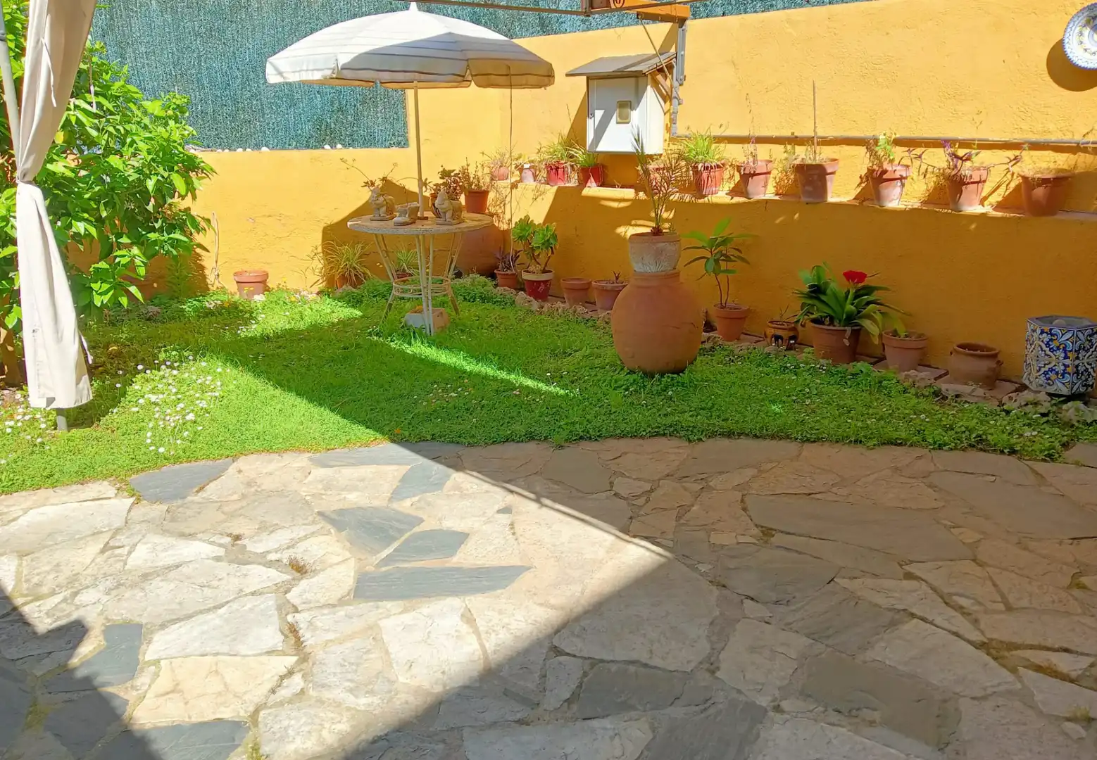 Adosado con terraza en venta en Carrer d'Isabel la Catòlica