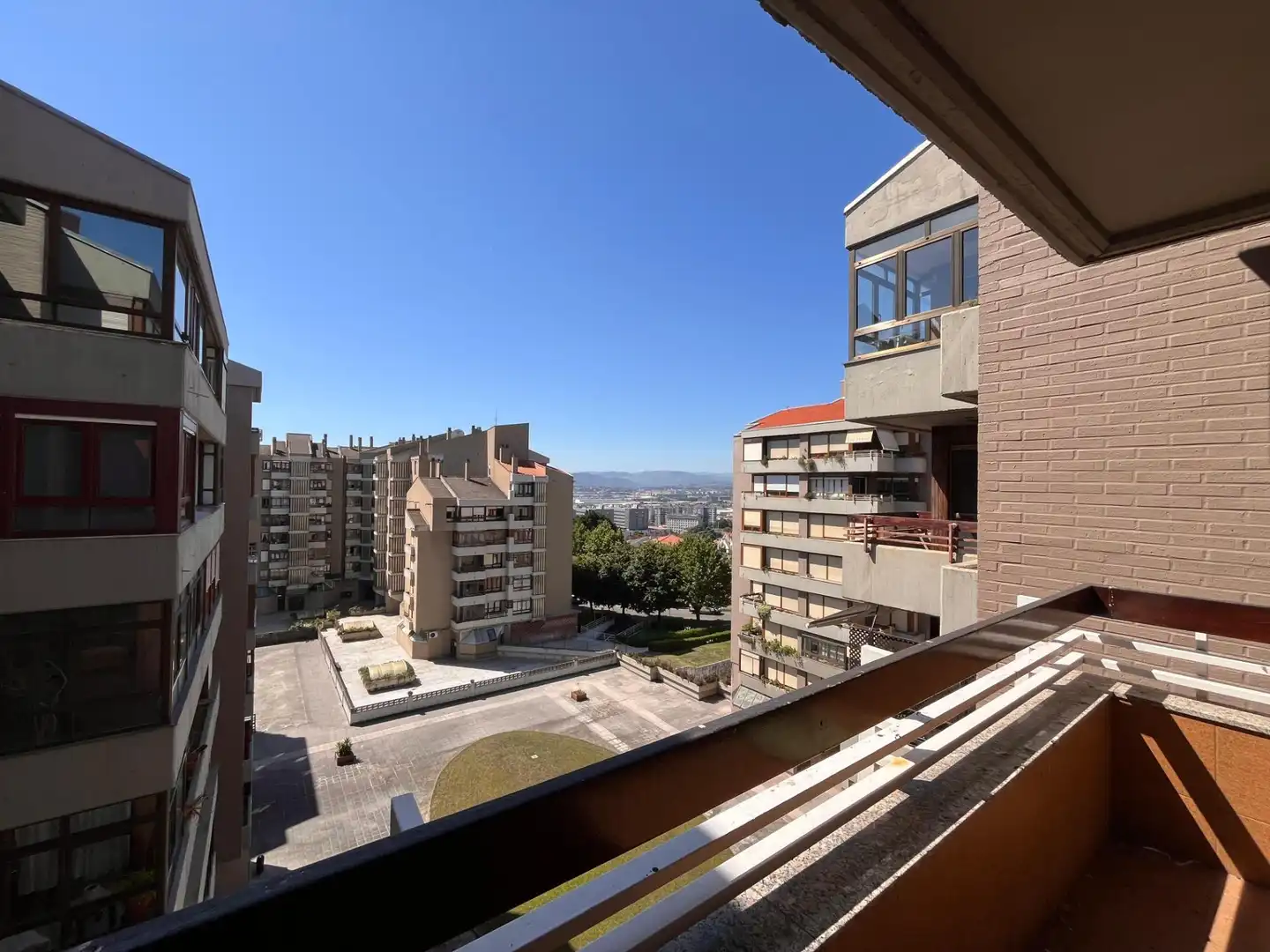 Vista exterior de Pis de lloguer en Santander amb Calefacció, Terrassa i Traster