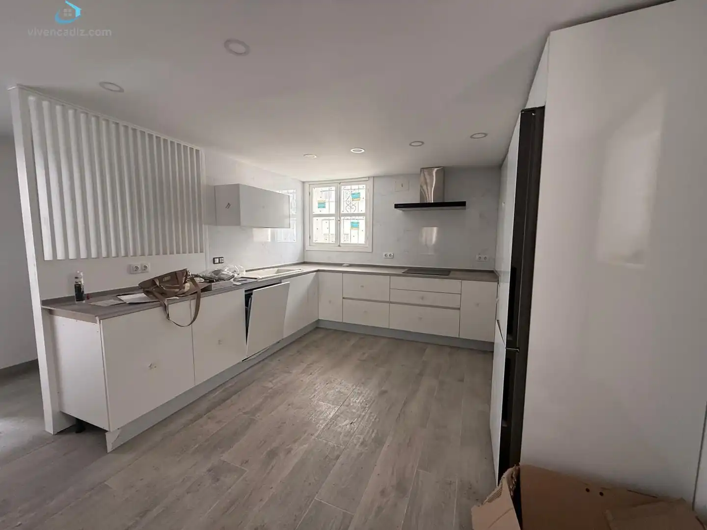 Cocina de Dúplex en venta en Cádiz