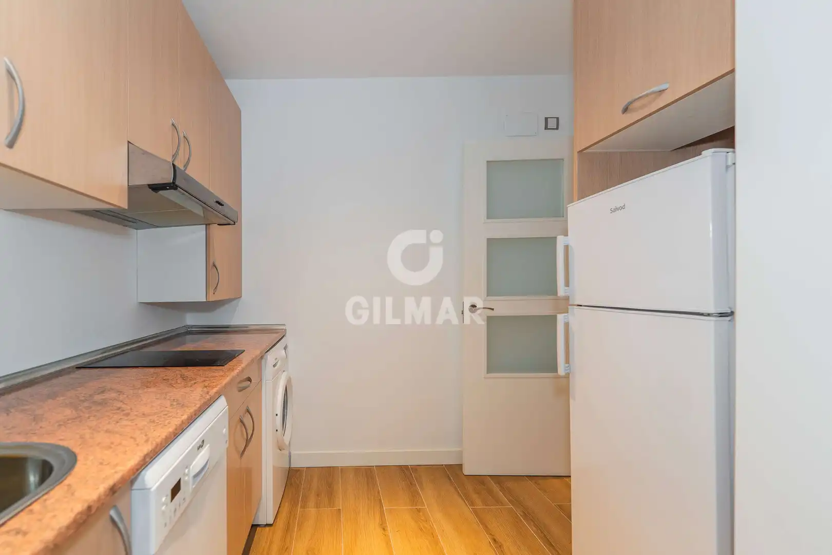 Cocina de Piso en venta en Madrid con Calefacción y Trastero
