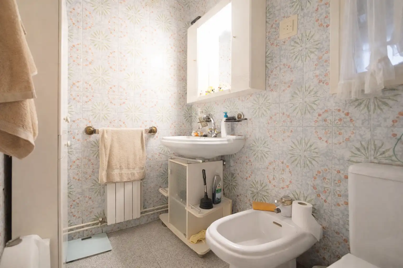 Bathroom of Flat for sale in Castelldefels  with Balcony