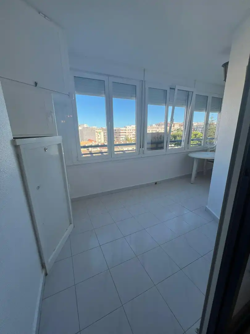 Terraza de Piso en venta en Torrevieja con Amueblado y Piscina comunitaria