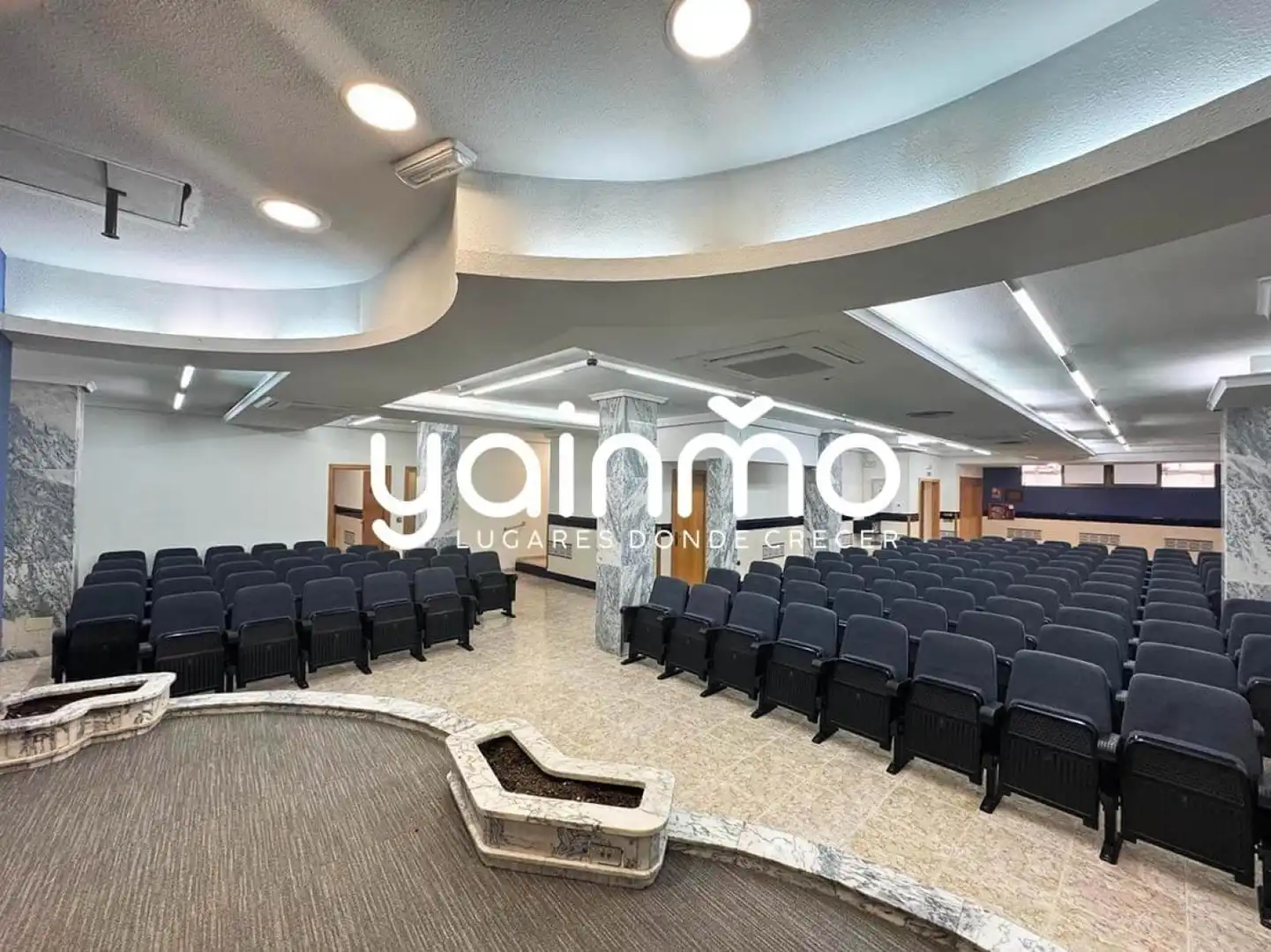 Business premises for sale in Jaén - CL VERGARA 23