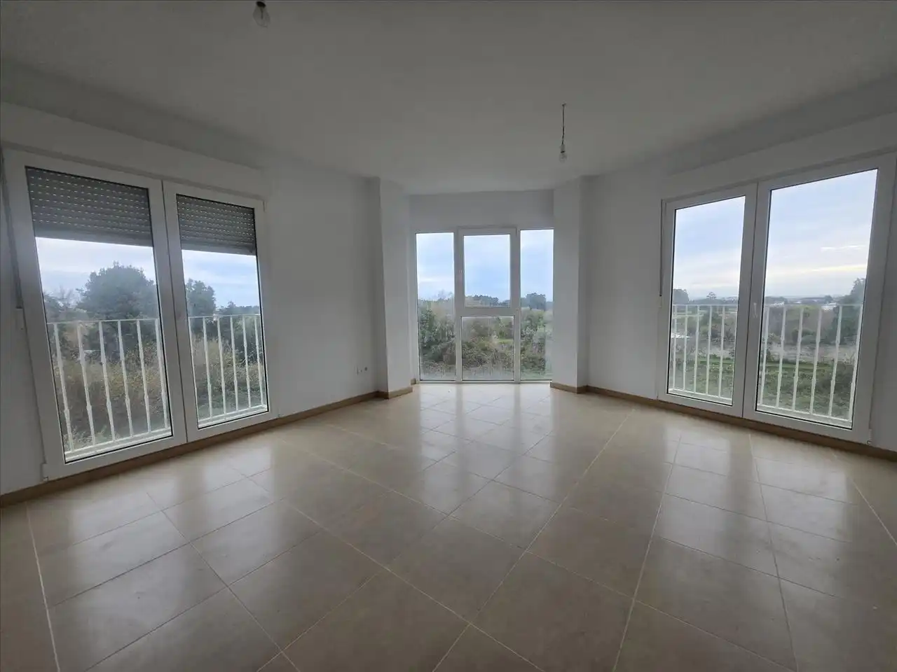 Living room of Flat for sale in Barreiros  with Storage room and Balcony