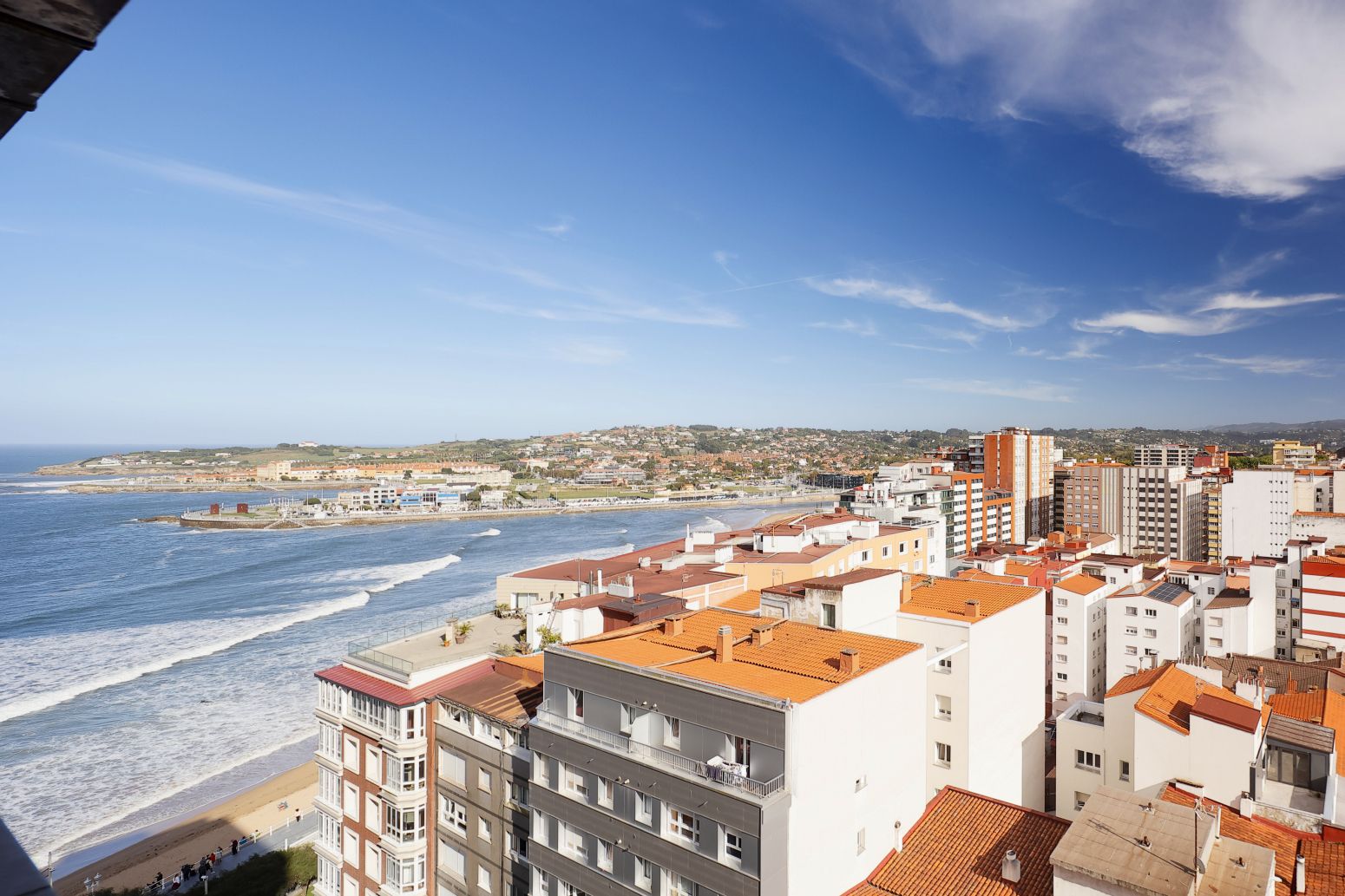 Dormitori de Àtic en venda en Gijón  amb Calefacció, Parquet i Terrassa