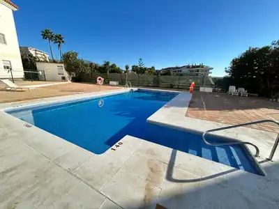 Piscina de Planta baixa en venda en San Luis de Sabinillas