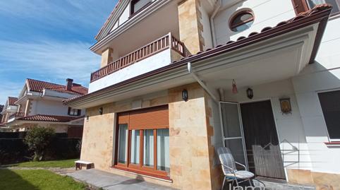 Foto 2 de Casa adosada en venda a Carretera Nacional 634, Guriezo, Cantabria
