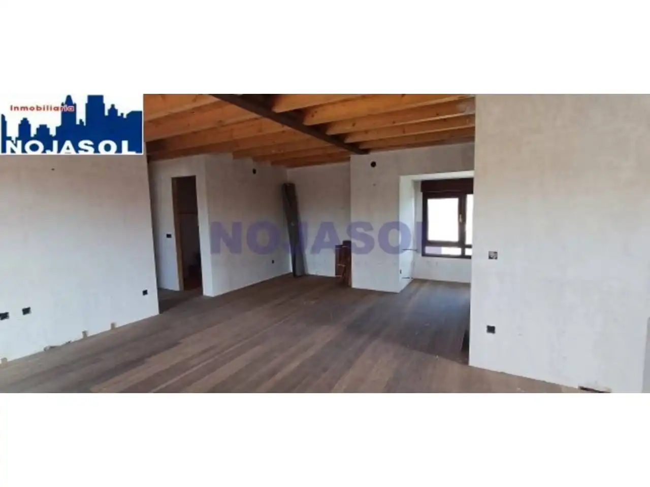 Houses for sale in Noja  with Private garden and Terrace