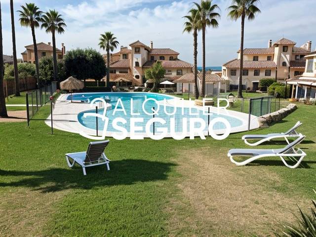 Piso en Alquiler en Moreras de Baviera en Caleta de Vélez