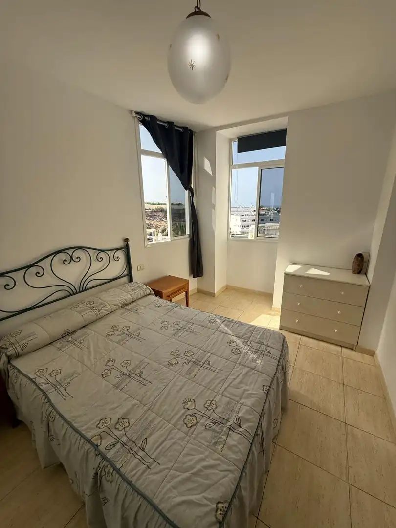 Habitación de Ático en venta en Adeje con Terraza, Trastero y Piscina comunitaria
