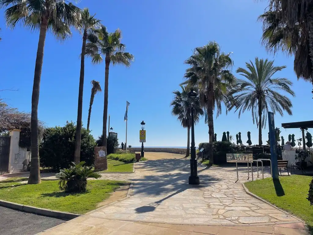 Exterior view of Apartments for sale in Marbella  with Air Conditioner, Terrace and Furnished