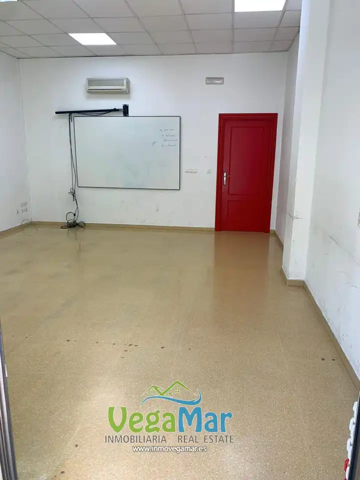 Business premises for sale in Tetuán, imagen 3