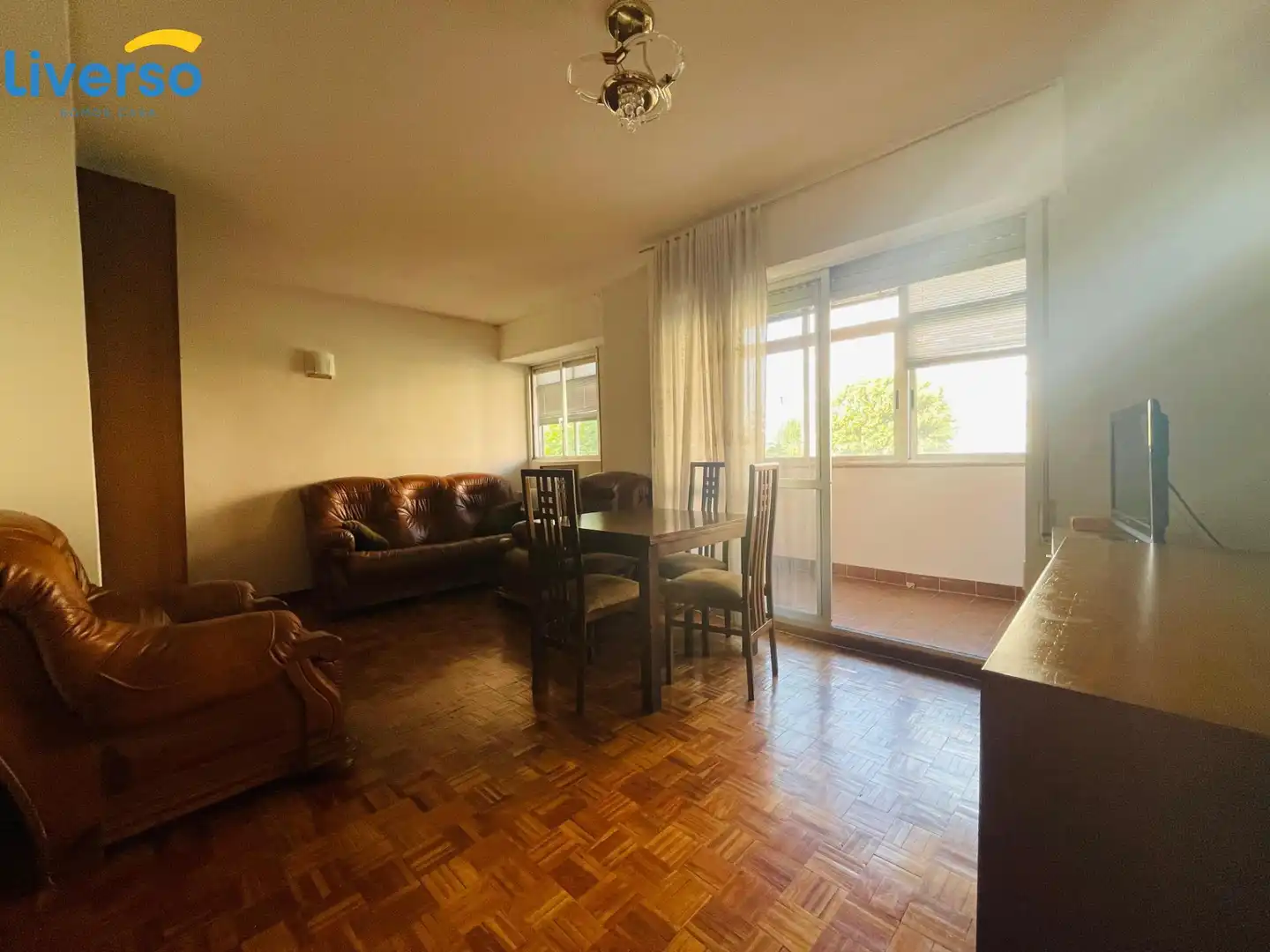 Sala d'estar de Pis en venda en Aranda de Duero amb Parquet i Moblat
