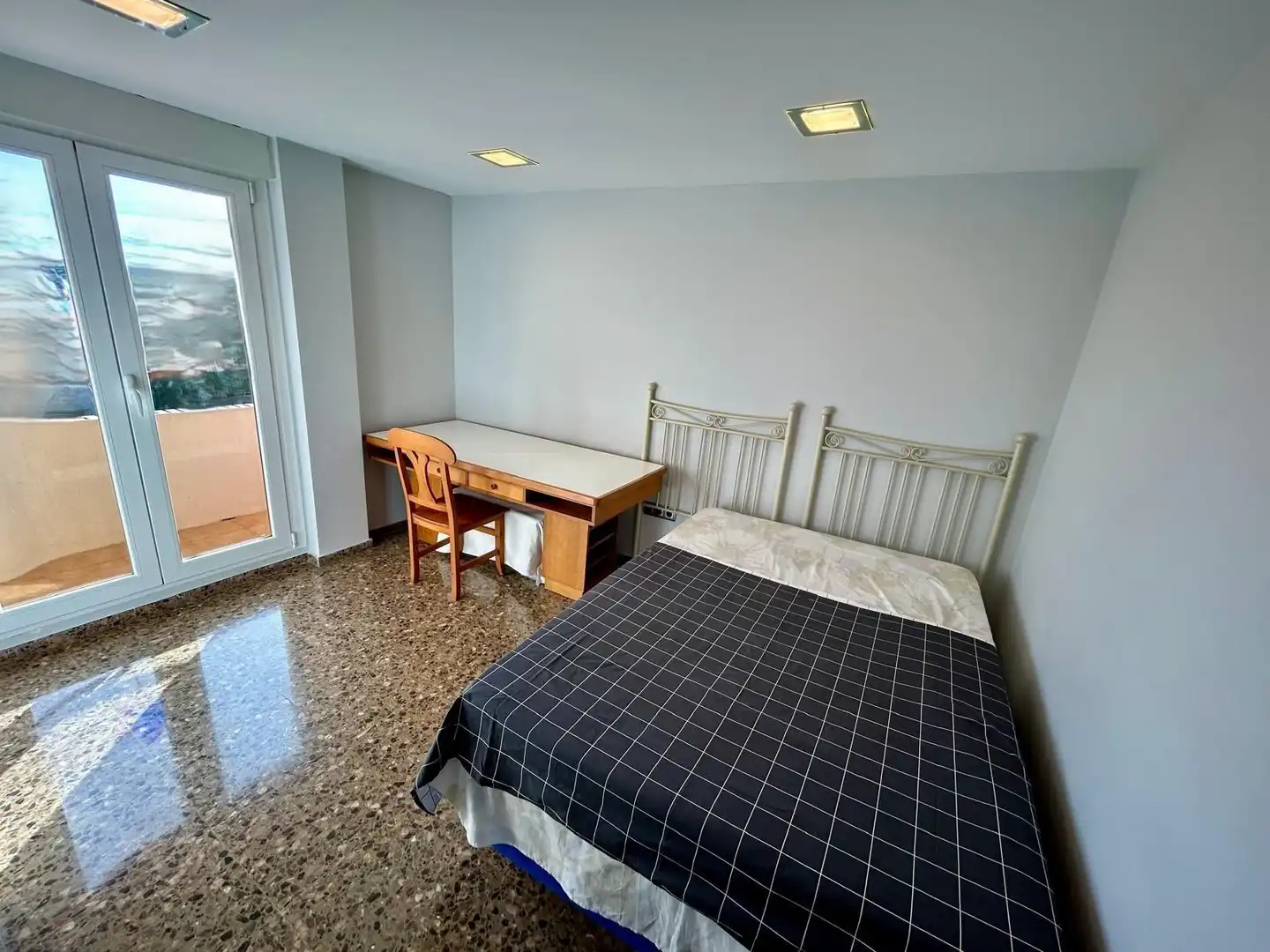 Habitación de Piso en venta en Valencia con Aire acondicionado, Calefacción y Balcón