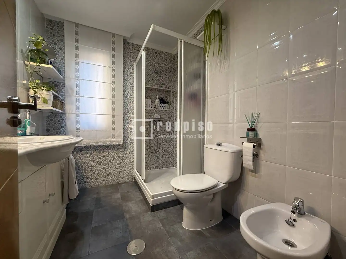 Bathroom of Flat for sale in Villa de Vallecas
