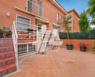 Vista exterior de Casa o xalet en venda en Granollers amb Aire condicionat, Calefacció i Jardí privat