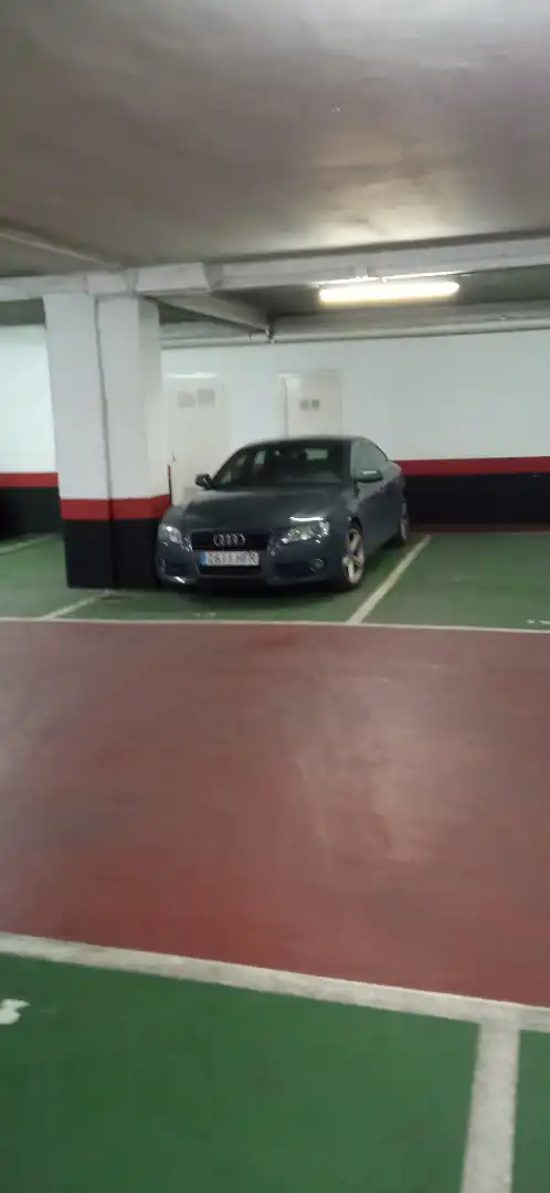 Parkplatz von Garage zum Verkauf in Getxo 