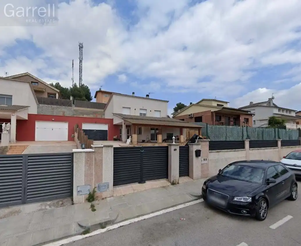 Villa zum Verkauf in CL GARROTXA 
 LLIÇA D'AMUNT (BARCELONA)