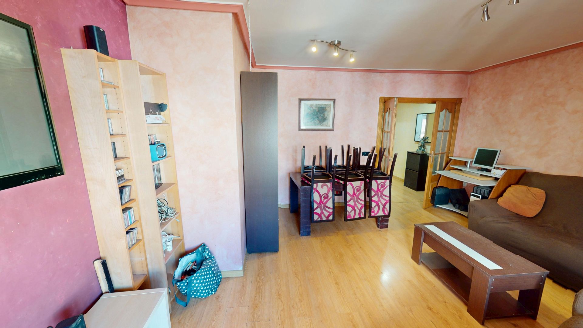 Flat for sale in Torrevieja  with Air Conditioner, Furnished and Balcony