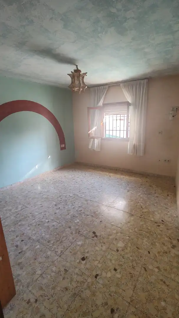 Dormitori de Casa o xalet en venda en Baza amb Moblat