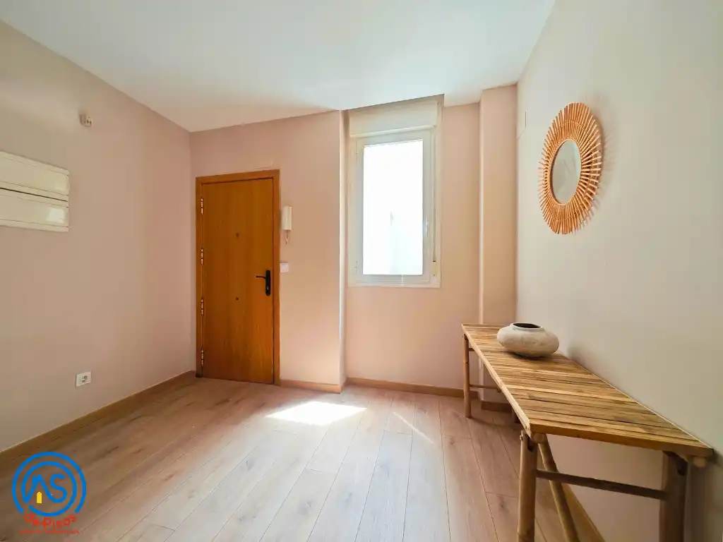 Apartament de lloguer en Zaragoza amb Calefacció, Parquet i Moblat