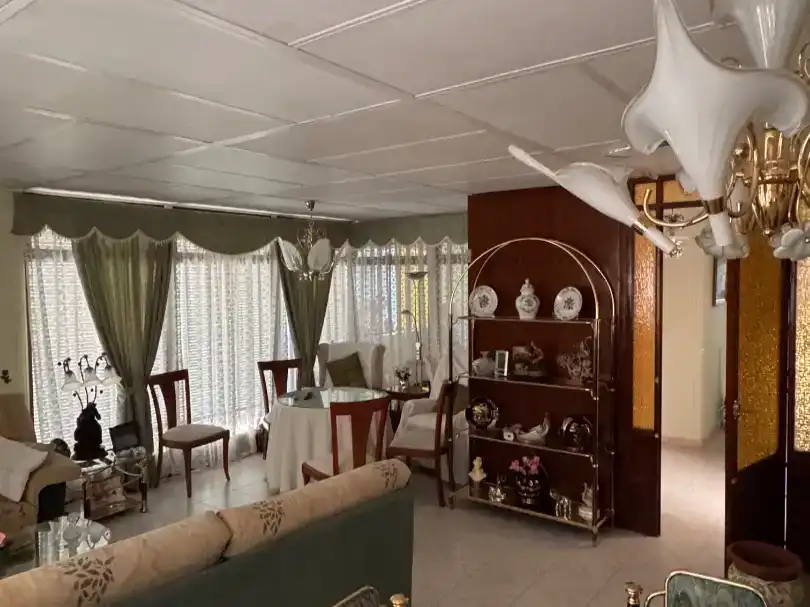 Menjador de Casa o xalet en venda en El Campillo (Huelva) amb Jardí privat, Traster i Moblat