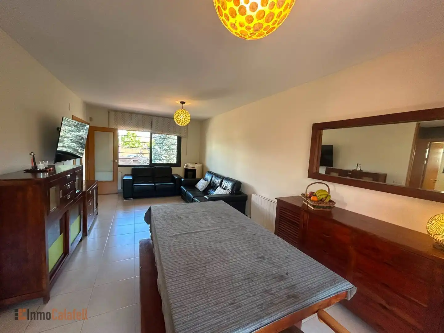 Sala de estar de Casa adosada en venta en Calafell con Aire acondicionado, Calefacción y Jardín privado