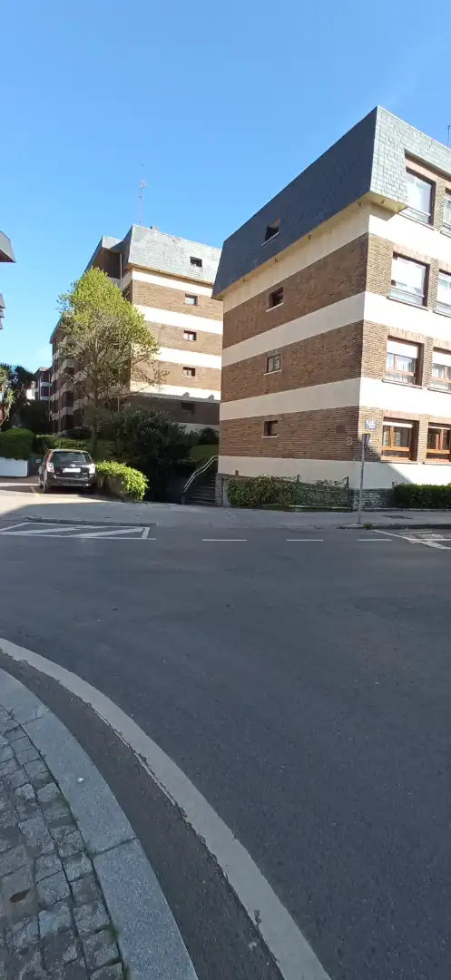 Parkplatz von Garage zum Verkauf in Getxo 