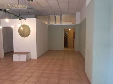 Nave industrielle à vendre à del Duc de Mandas