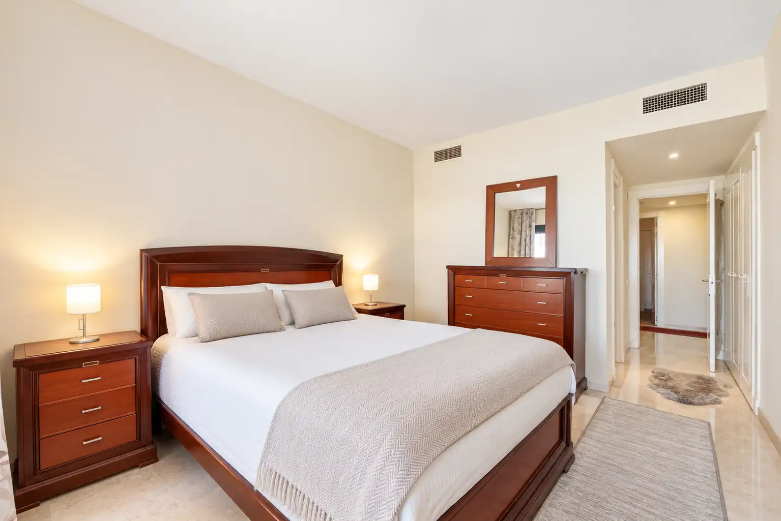 Ground floor with pool for sale in Calahonda, imagen 6