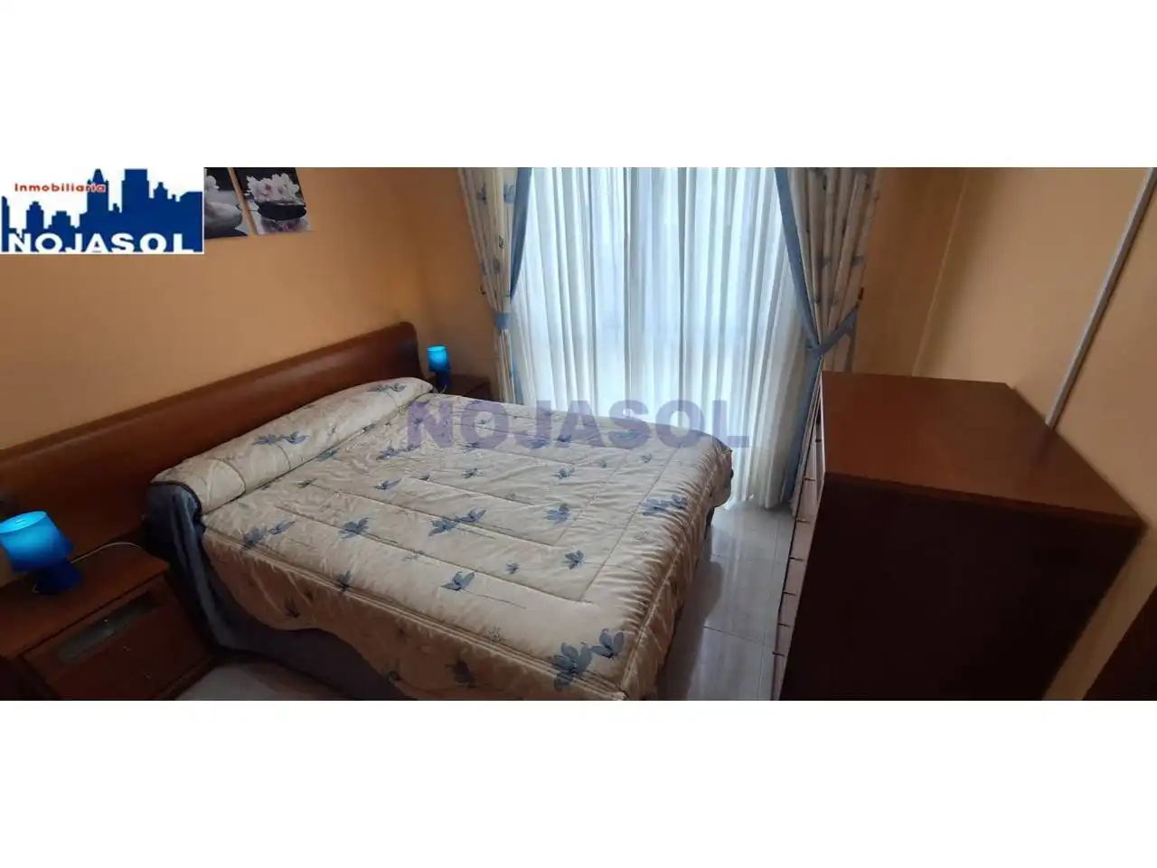 Dormitori de Apartament de lloguer en Noja amb Calefacció, Jardí privat i Terrassa