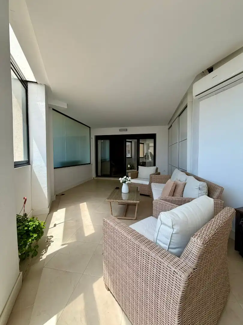 Terrasse von Wohnungen zum Verkauf in Marbella mit Klimaanlage, Heizung und Terrasse