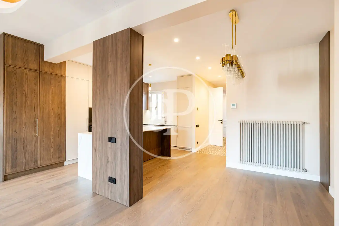 Flat for sale in Barcelona  with Air Conditioner, Heating and Balcony