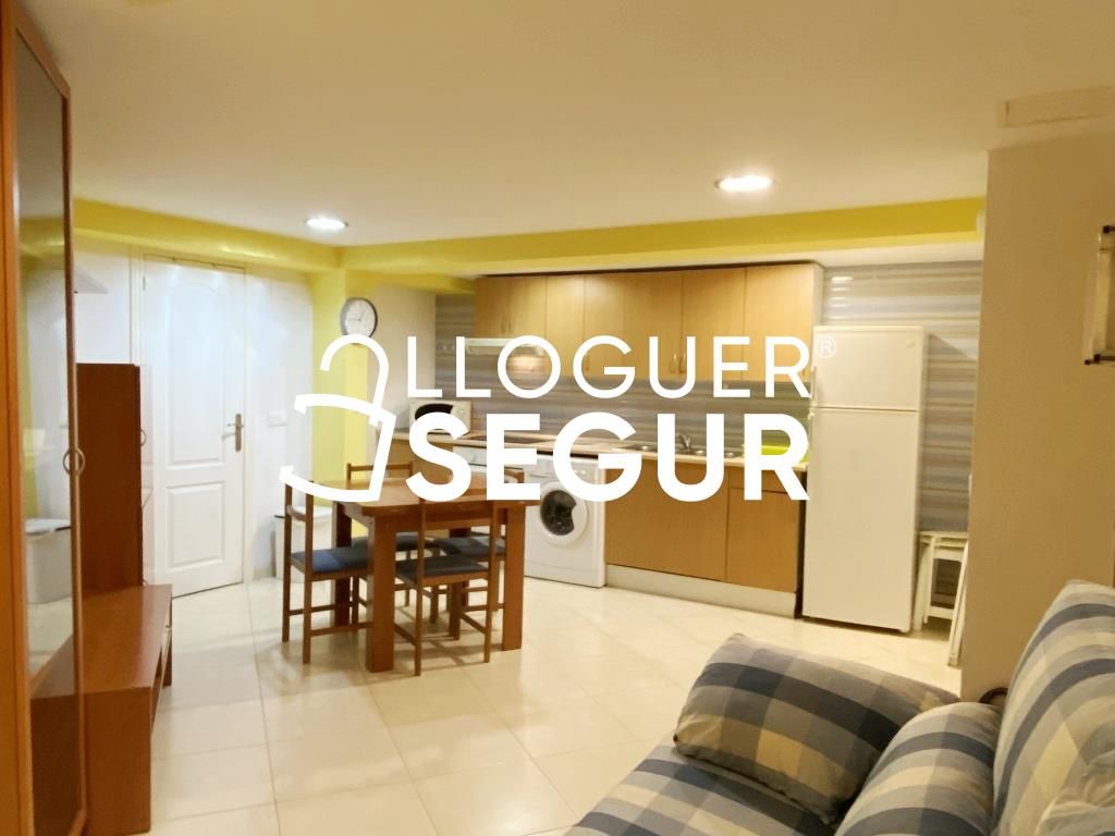 Pis de lloguer en  Barcelona Capital amb Aire condicionat i Moblat