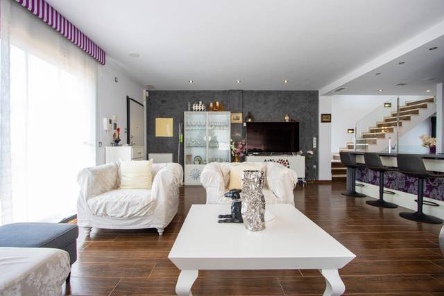 Casa-chalet en Alquiler en Miramar - Torre del Moro