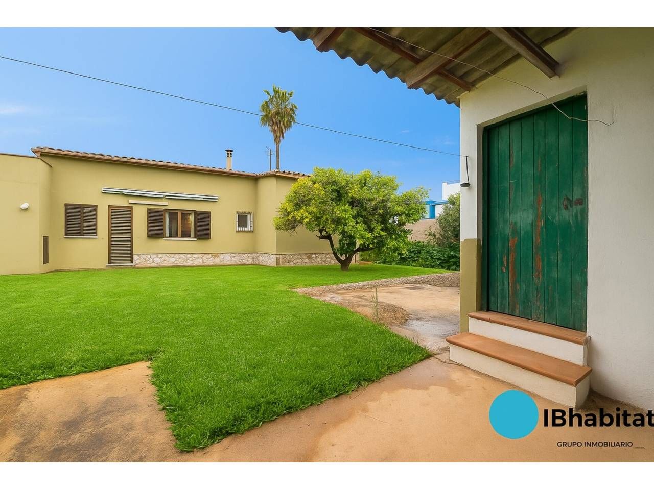 Vista exterior de Casa o xalet en venda en  Palma de Mallorca amb Aire condicionat, Jardí privat i Terrassa