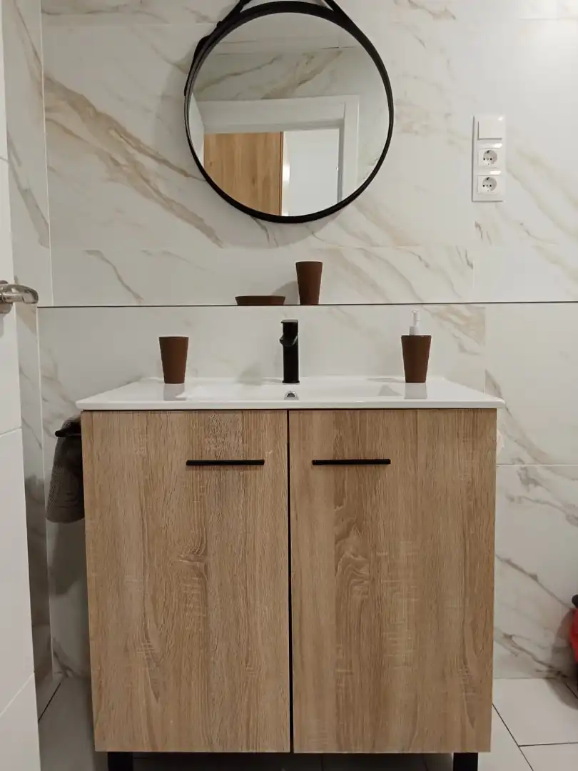Baño de Estudio de alquiler en Málaga con Amueblado