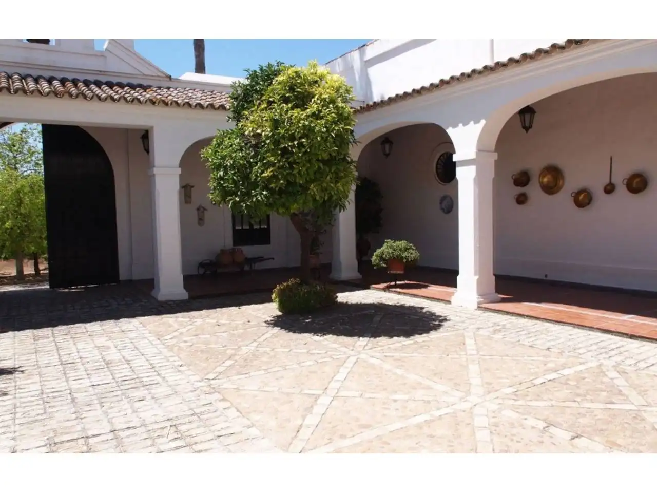 Country house zum Verkauf in Santiponce mit Privatgarten, Terrasse und Schwimmbad