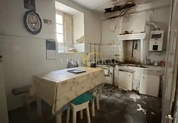 Cuina de Casa o xalet en venda en Llanes amb Jardí privat, Terrassa i Balcó
