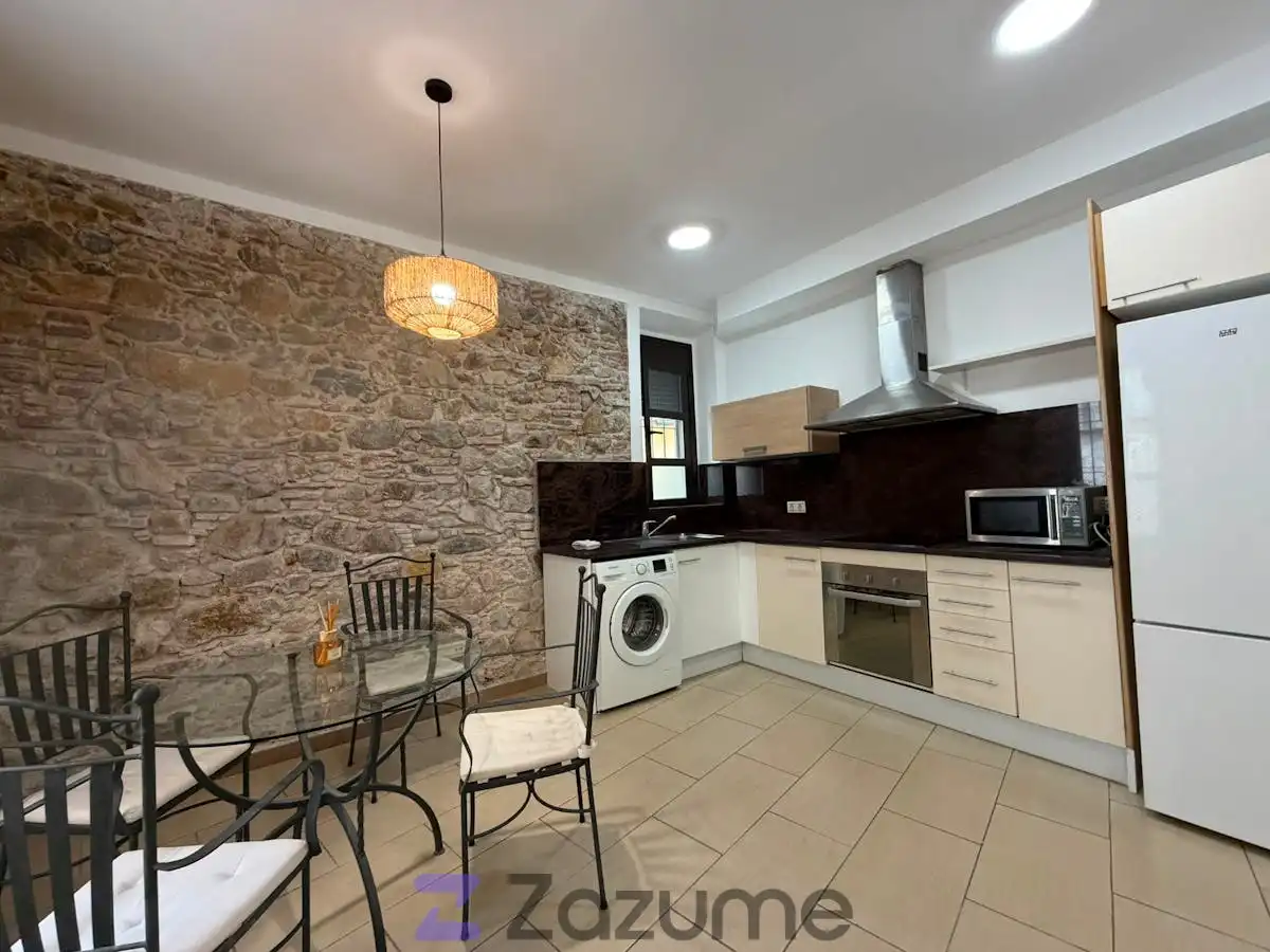 Wohnung zur Miete in Carrer Quarter, El Pedró