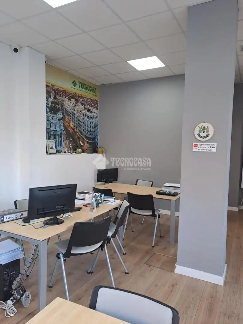 Flat for sale in Madrid  with Air Conditioner