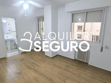 Pis amb ascensor de lloguer a grupo Oscar Carvallo