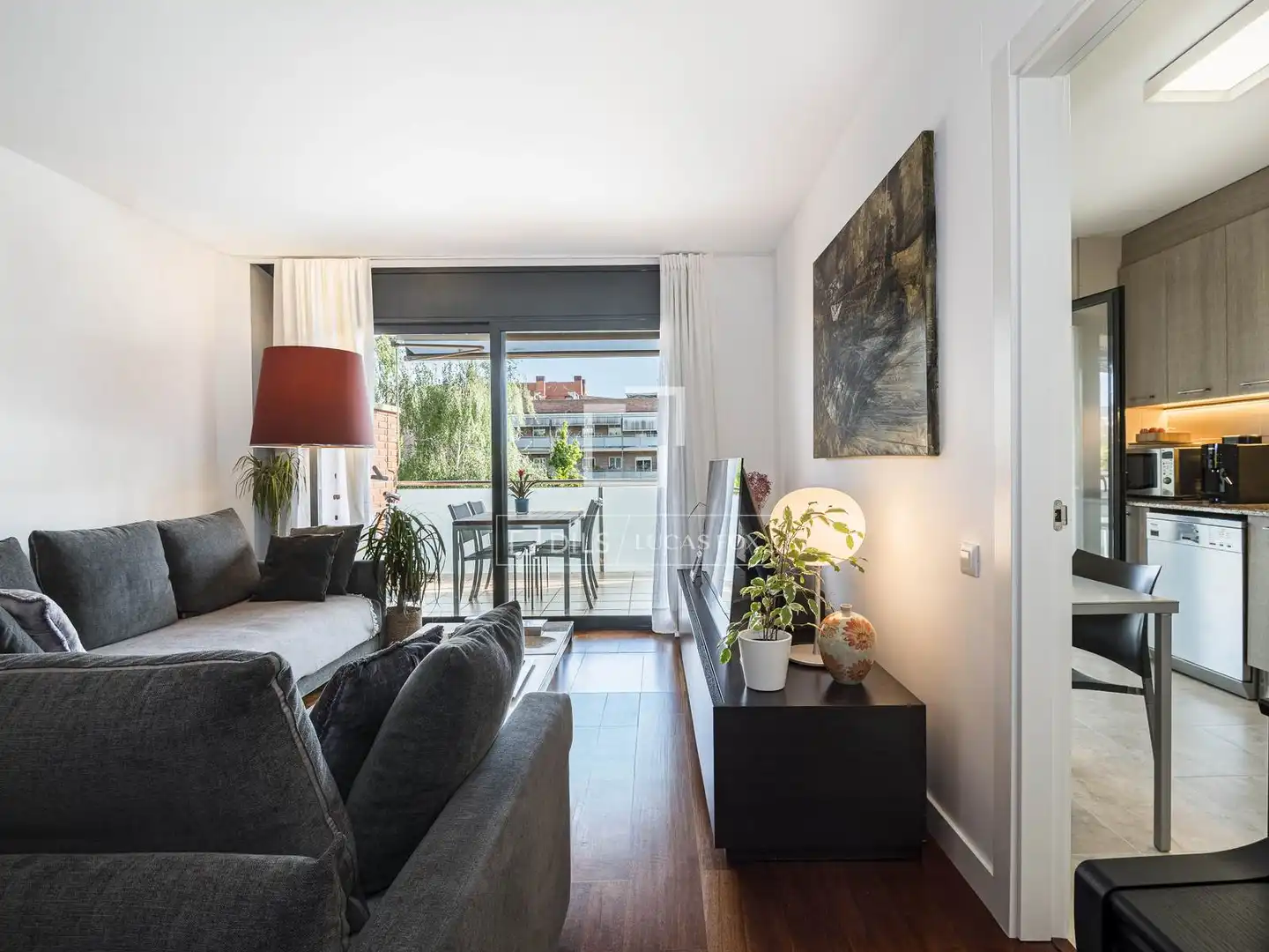 Living room of Flat for sale in Sant Cugat del Vallès  with Air Conditioner, Heating and Terrace