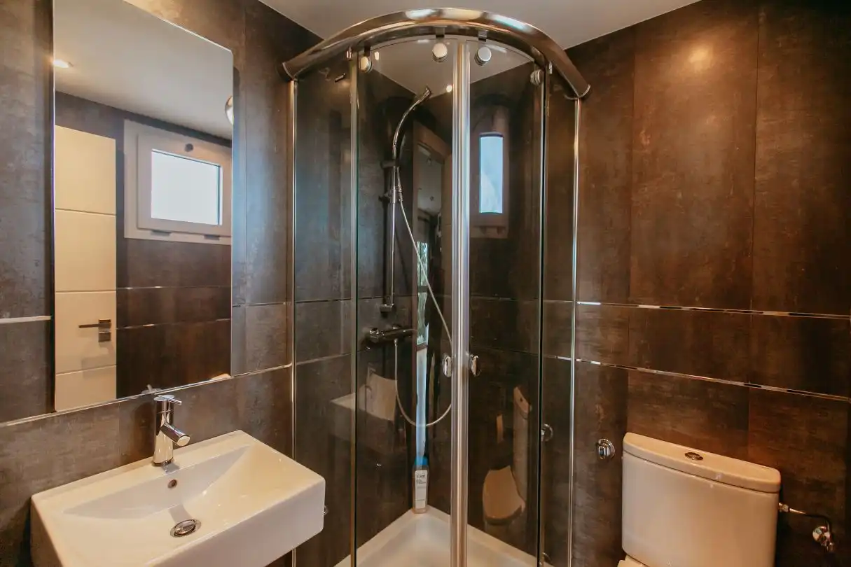 Baño de Casa o chalet en venta en Huesca con Aire acondicionado, Calefacción y Jardín privado